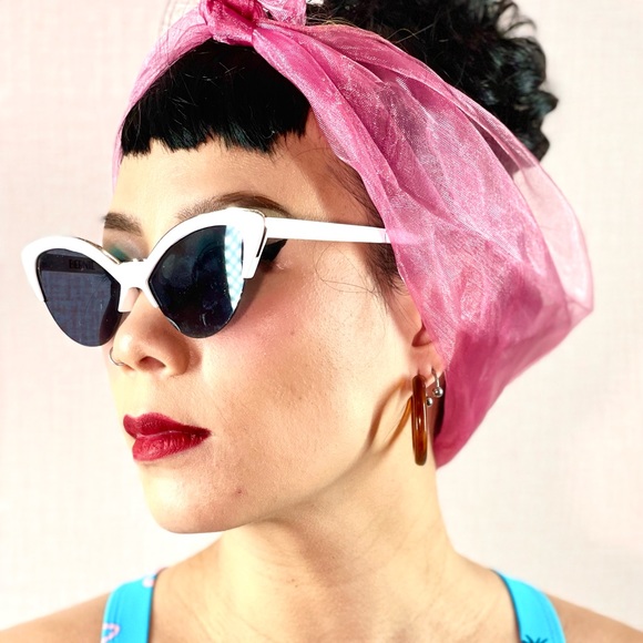Perfect Pinup White Retro Cateye Frameless Bottom Half Rim Vintage Sunglasses - Picture 6 of 7